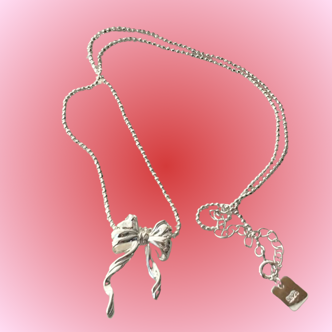 Bow Necklace