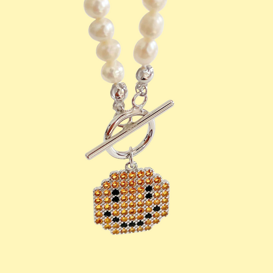 Smiley Pearl Necklace